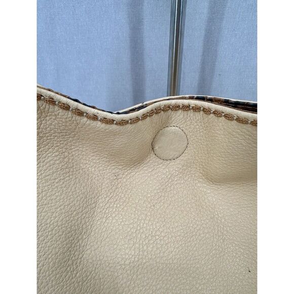 Plinio Visona, Yellow Leather Tote, Large, magnetic closure cheetah Print Inside - Picture 5 of 15